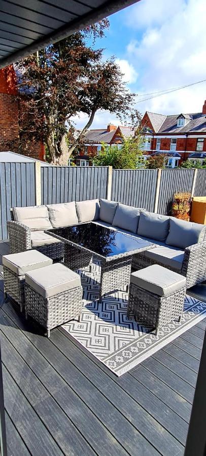 Lovely Unit Elgin Drive Coastal Bliss Your Seaside Retreat With City Excitement Wallasey Luaran gambar